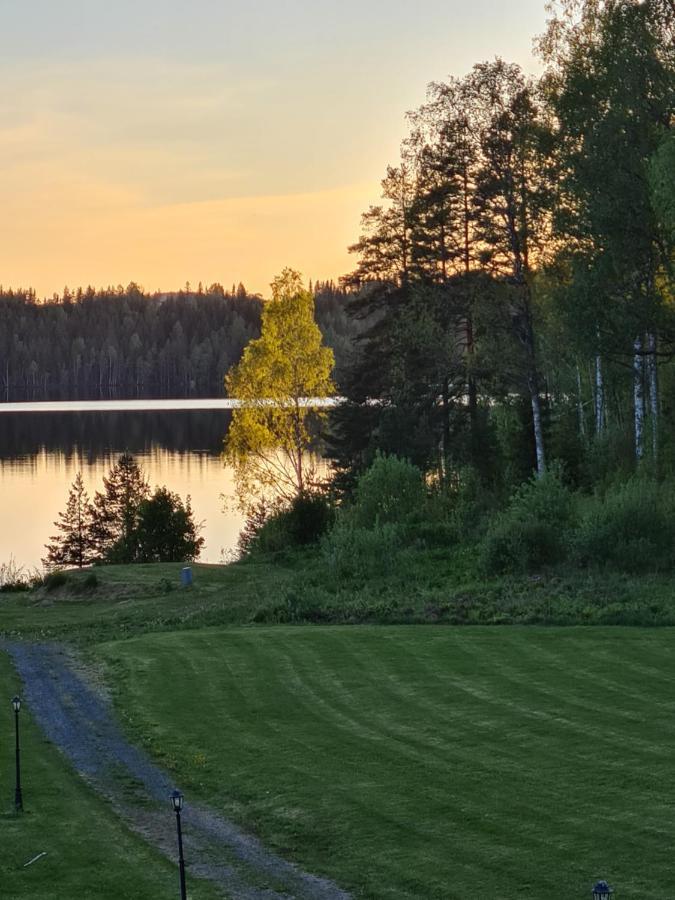Skogsbrynet B&B, Bredsjoe Nya Herrgard Hällefors Екстериор снимка