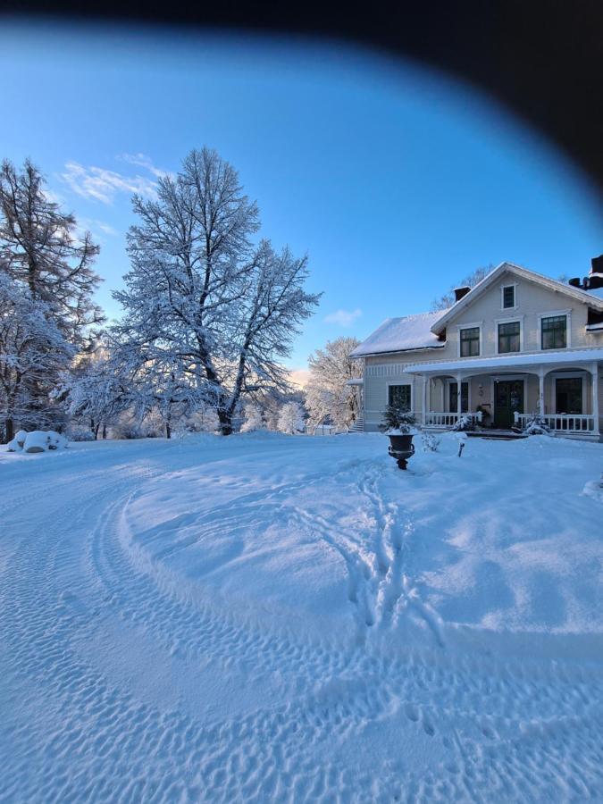 Skogsbrynet B&B, Bredsjoe Nya Herrgard Hällefors Екстериор снимка