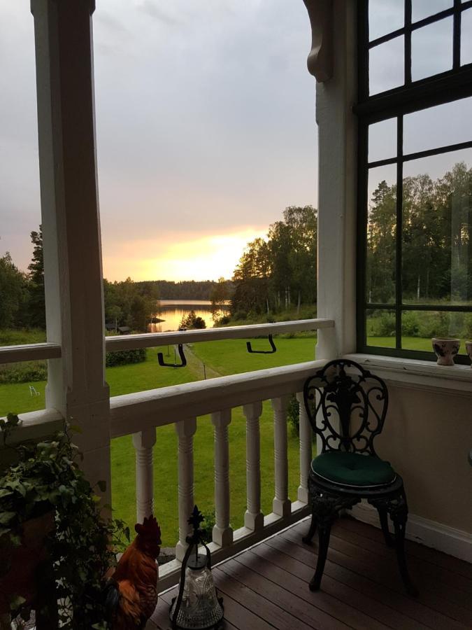 Skogsbrynet B&B, Bredsjoe Nya Herrgard Hällefors Екстериор снимка